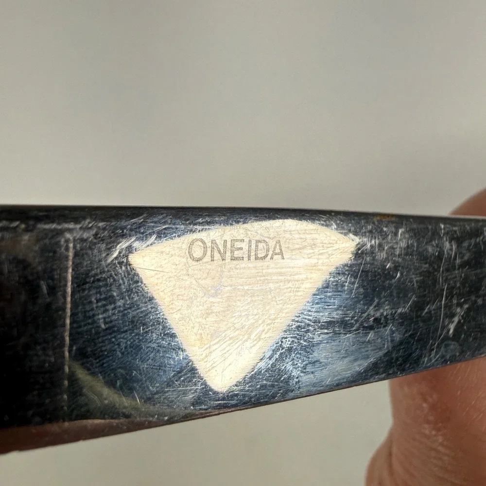 Oneida Cadence BUTTER Knives Stainless Steel 9.5